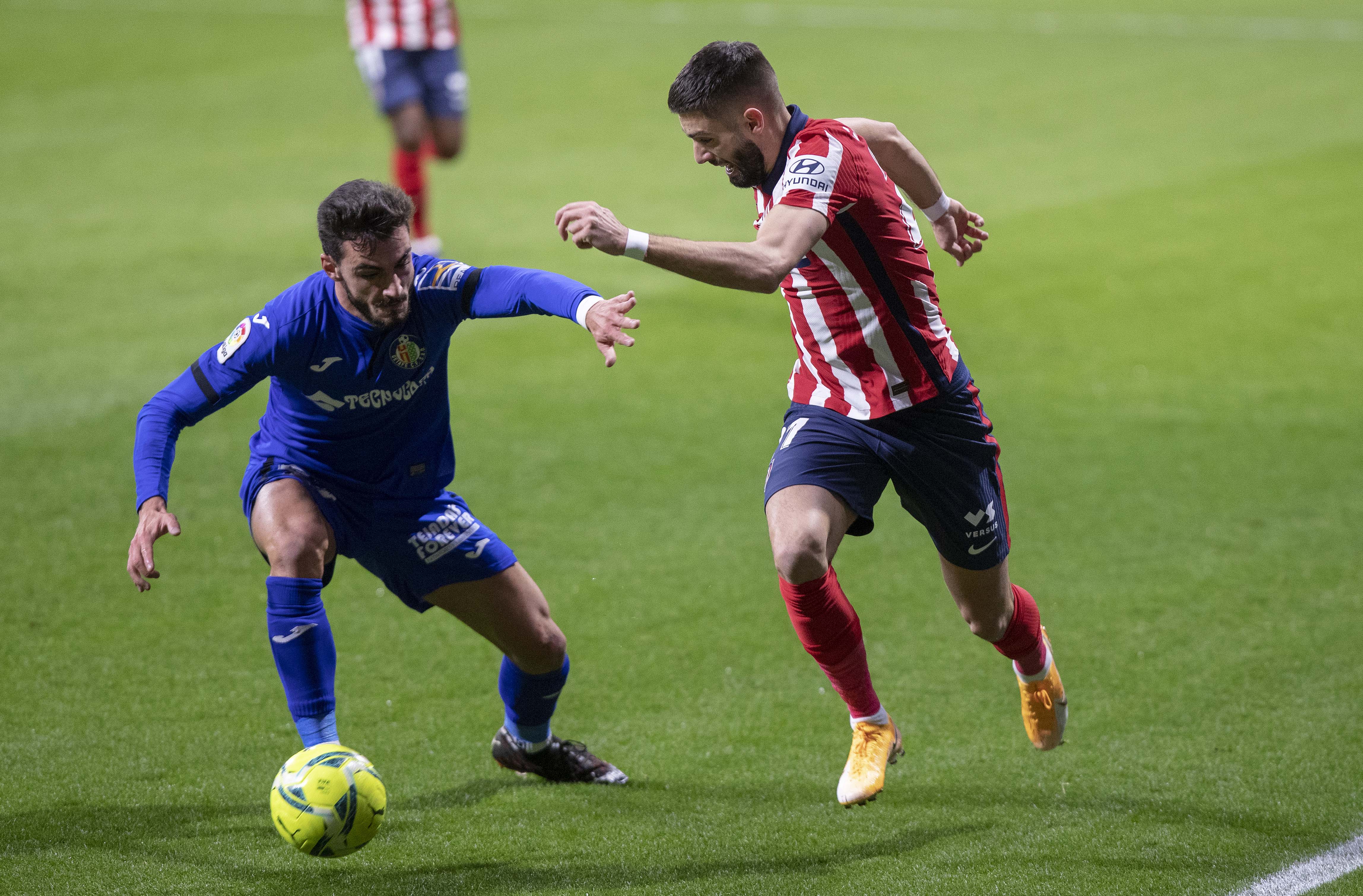 乐动体育入口-包含重磅！孟菲斯灰熊迎西甲关键赛芝加哥公牛围绕葡超更衣室发声，斯图加特围绕西甲止住颓势的词条