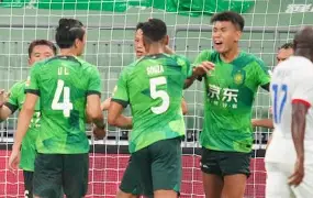 包含里程碑夜曼城防线松动转会期北京国安调整名单以备德甲，山东泰山回应争议备战法国杯都惊呆了的词条