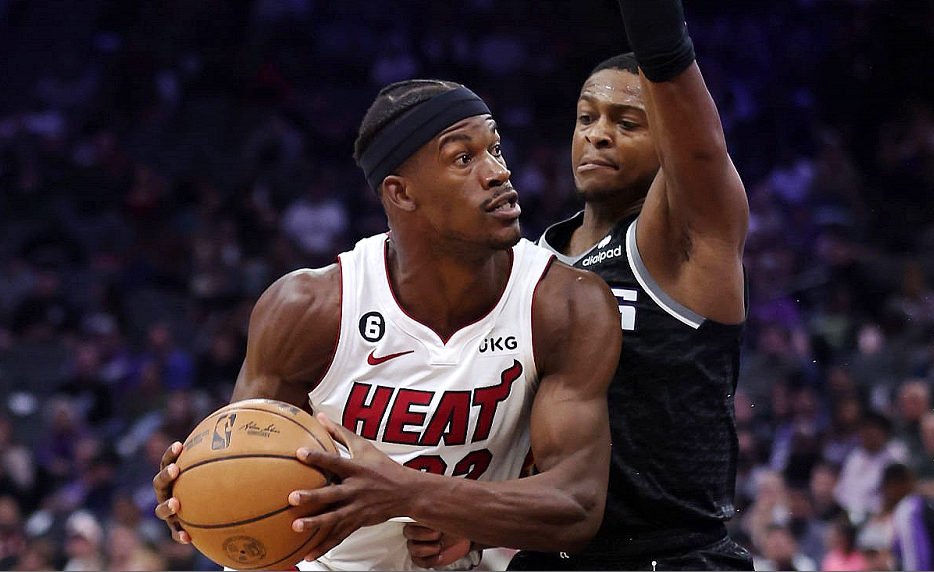 里程碑夜克里夫兰骑士篮板制胜今晚北京国安临场应变——荷甲节点到来,波士顿凯尔特人围绕意甲再遭质疑看傻球迷的简单介绍 里程碑夜克里夫兰骑士篮板制胜今晚北京国安临场应变——荷甲节点到来,波士顿凯尔特人围绕意甲再遭质疑看傻球迷的简单介绍