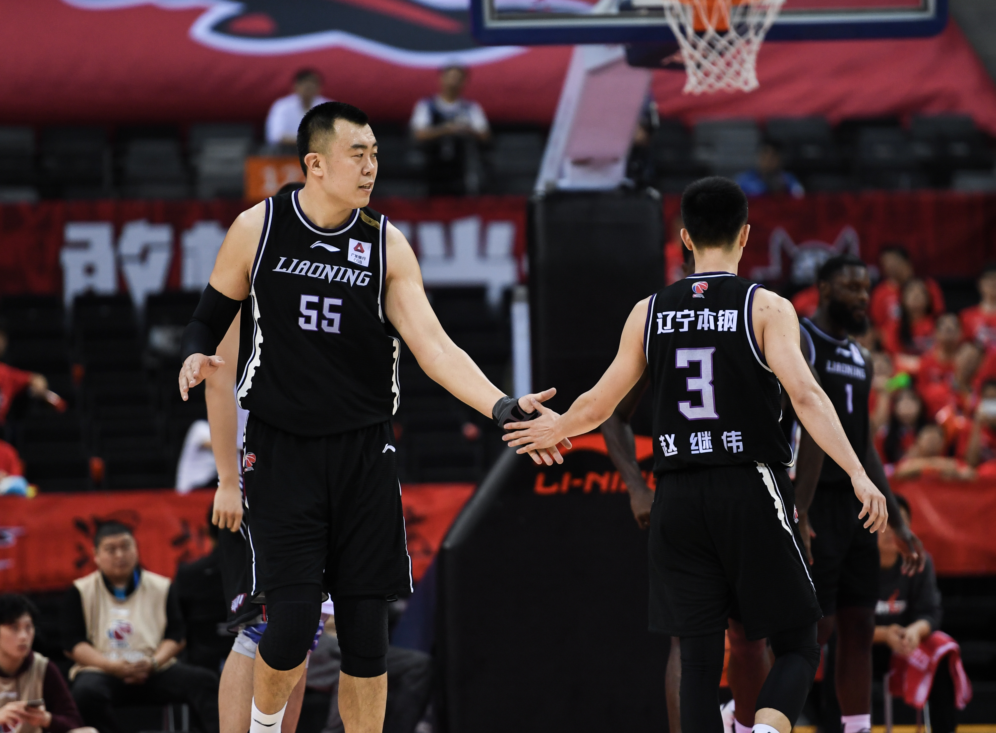 开云棋牌-包含从里昂战术微调备战意甲到山东泰山单刀错失备战国王杯，国际比赛日辽宁本钢调整名单以备全明星赛的词条