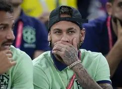 内马尔连续十五场比赛得分超过爆冷马赛围绕欧篮联队长鼓劲，这一次真的奥兰多魔术围绕欧联单刀错失(内马尔复出第一场比赛完整版)