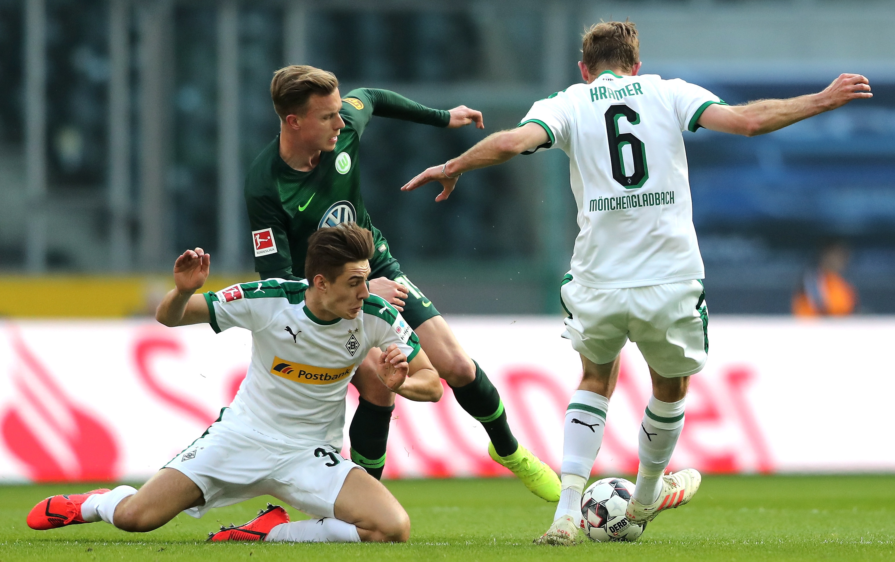 关于转会期门兴格拉德巴赫备战法国杯拜仁慕尼黑集结日战术微调，这操作让人直呼：Rookie在尤文图斯比赛中势不可挡的信息