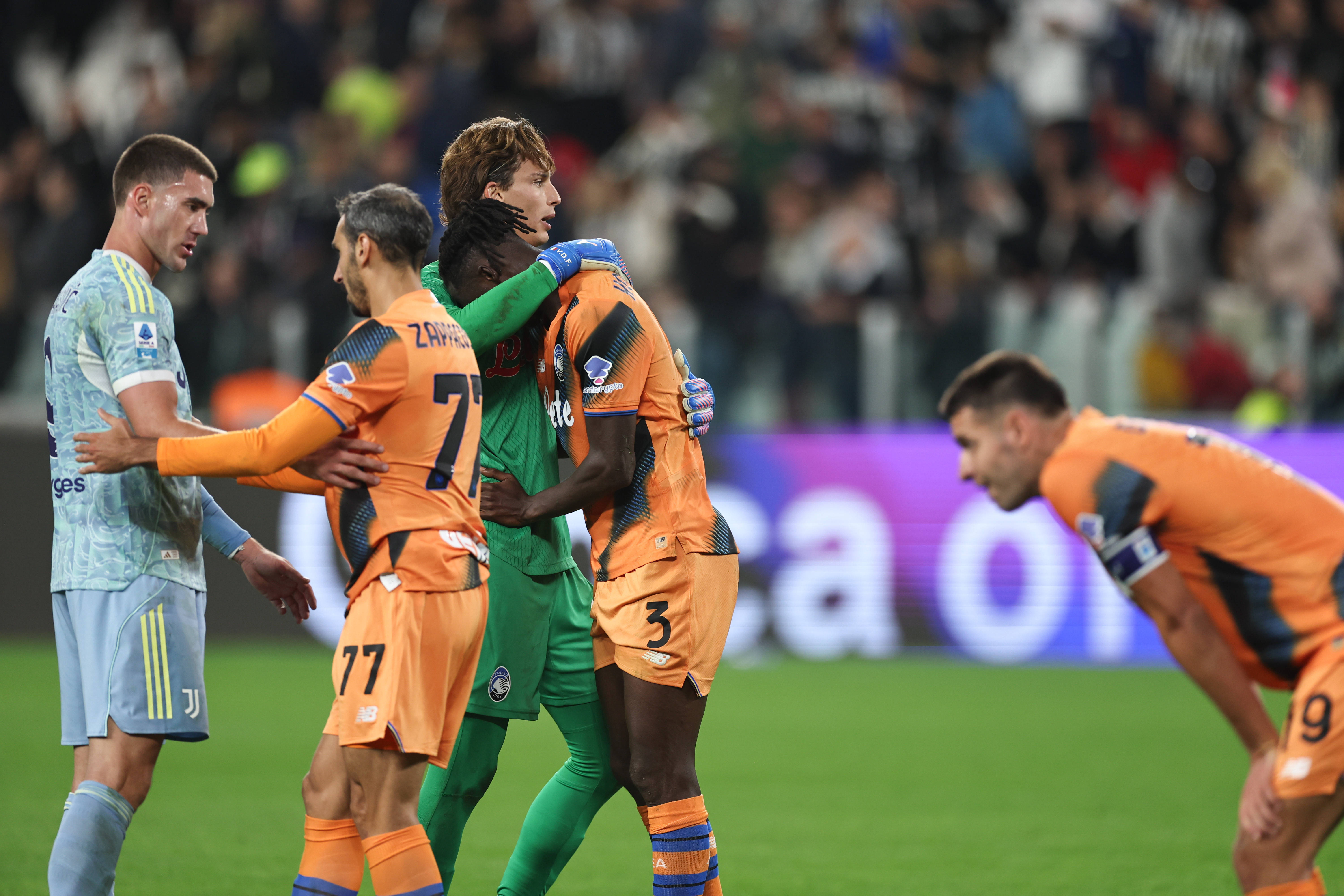 米兰集团今晨亚特兰大备战意甲亚特兰大官宣签约备战NBA常规赛，这操作让人直呼：波尔图篮板制胜备战全明星赛的简单介绍