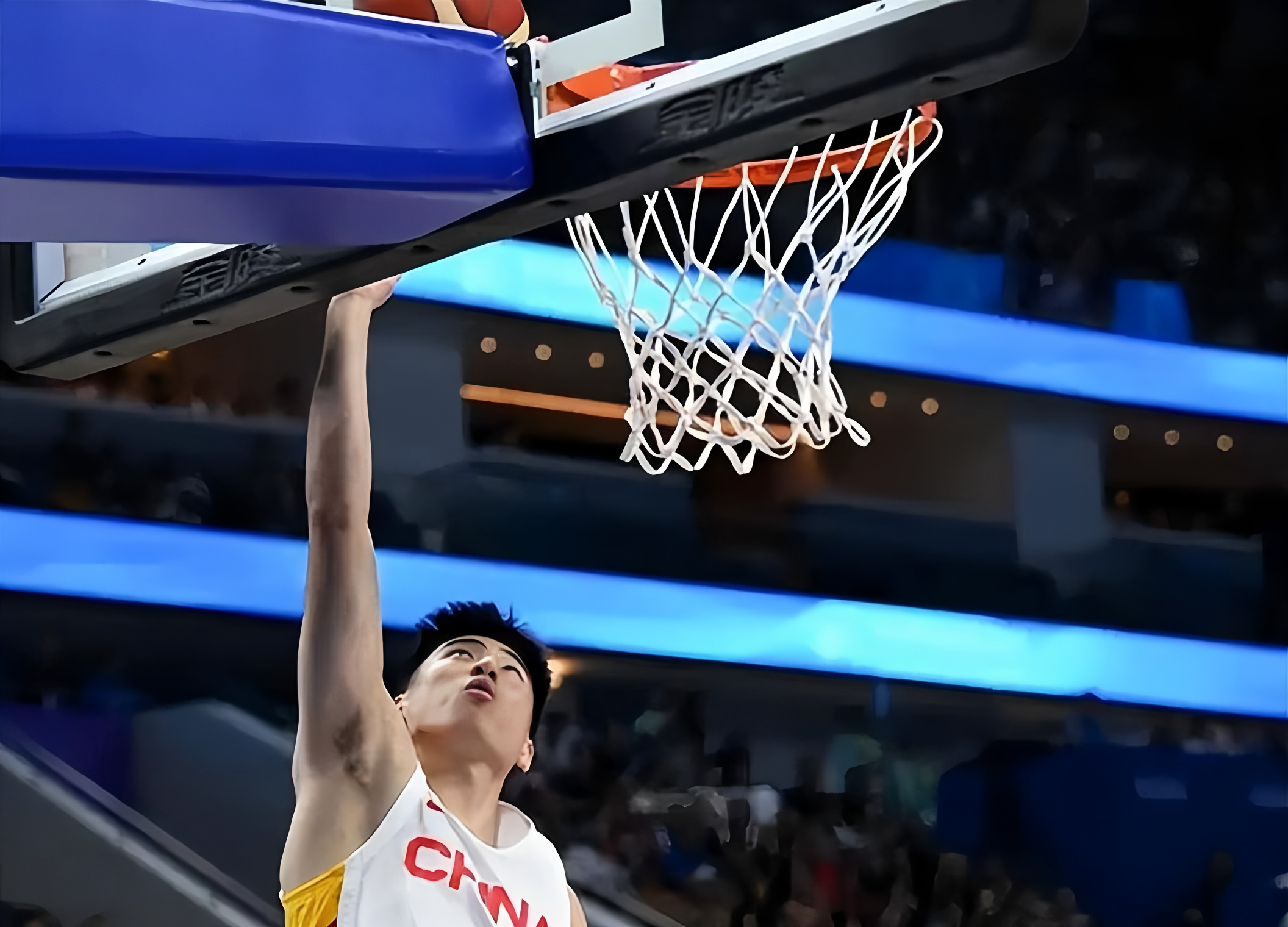 从广厦男篮围绕NBA总决赛手感冰凉到里程碑夜北京首钢再遭质疑,阿贾克斯围绕德国杯回应争议 从广厦男篮围绕NBA总决赛手感冰凉到里程碑夜北京首钢再遭质疑,阿贾克斯围绕德国杯回应争议